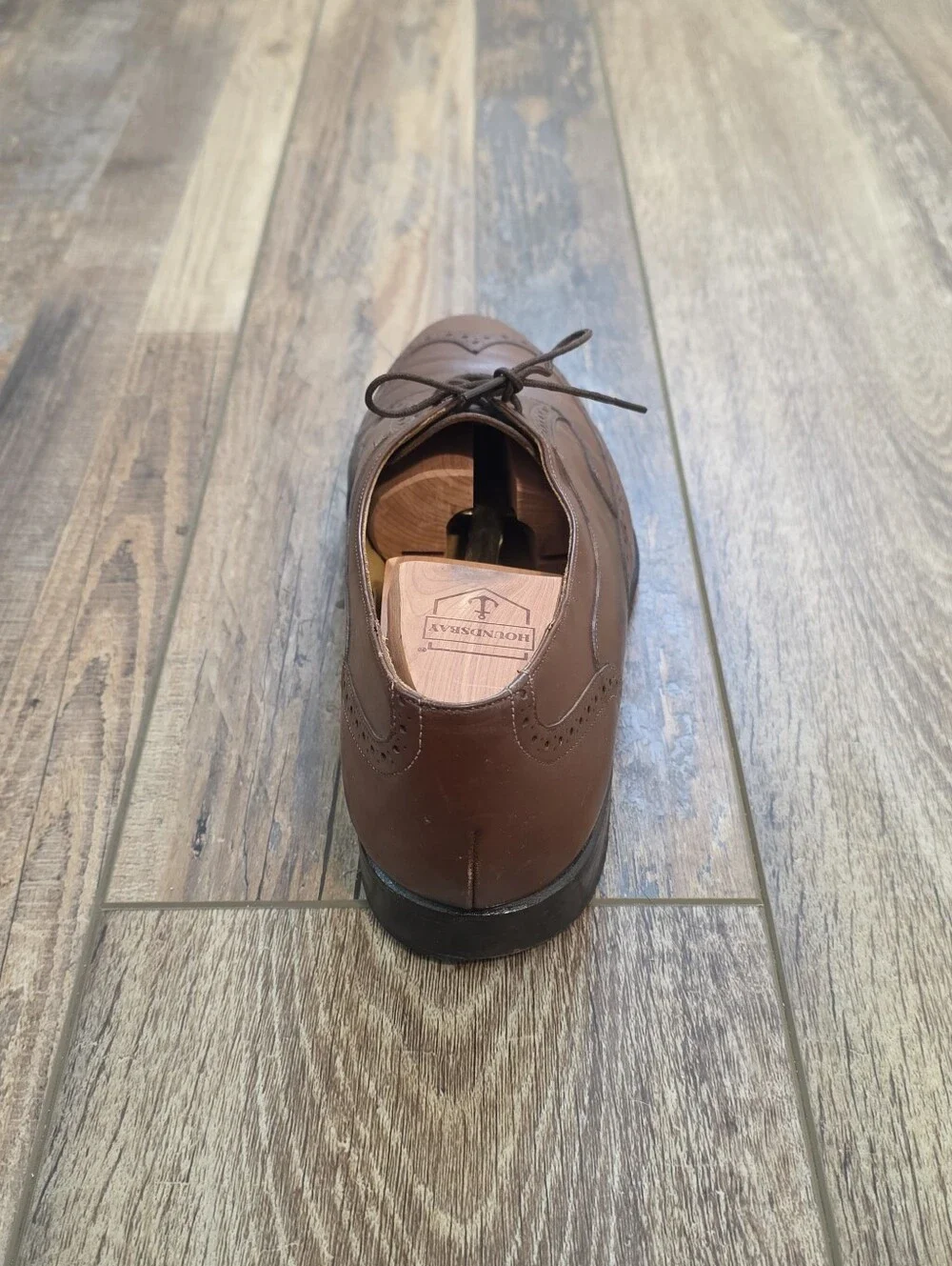 Johnston & Murphy - Aristocraft Made in USA Wingtip Oxfords - Men 9D - Brown